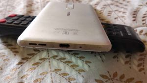 Nokia 5 Slim Phone