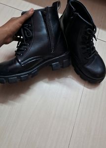 Black Boots