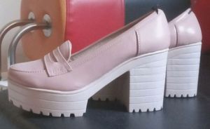 Beonza Peach Heels