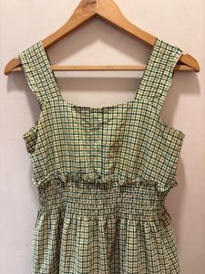 Beautiful Green Plaid Tiered Midi Dress