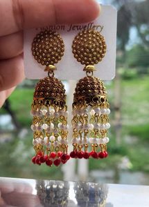 Beautiful Light Weight Traditional Earings❣️