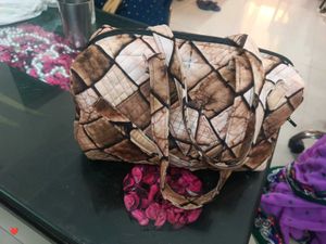 Artisan Crafted Quilted Handbag - Desi Andaz, Mode