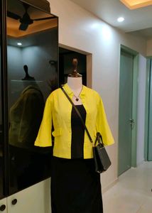 💥Price Drop💥Crop Length Neon Classic Shirt