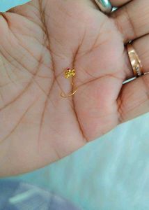 pure gold nose pin