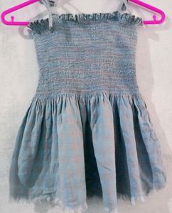 Sleevles Crop Top