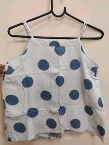 Fancy Top With Shell Botton