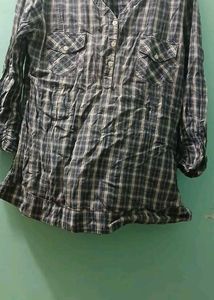 H&amp;M Check Print T-shirt 👕