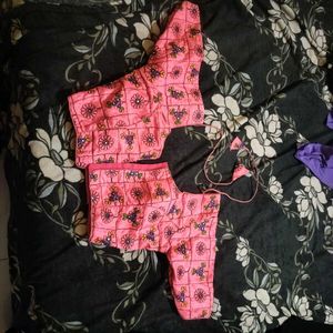 A New Blouse For U Girls