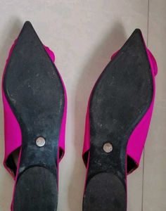 Zara Floral Flat