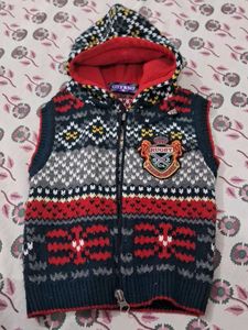 City Knit Rugby Vest with Hood