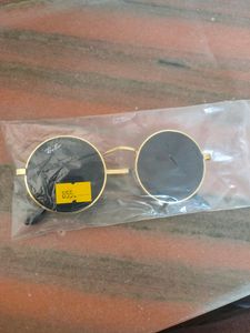 New Pack 🕶️ sunglasses.. Never Use