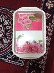 2 SERVING TRAYS