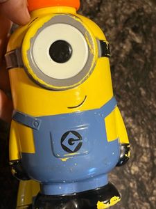Minion Water Bottles - Set of 2 Frm Universal Stud