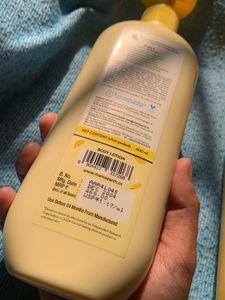 COMBO-MAMAEARTH VITAMIN C &amp; UBTAN BODY LOTION