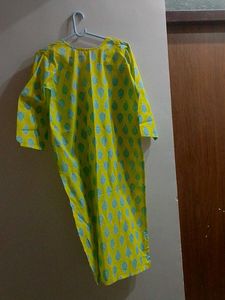 Yellow &amp; Teal Print Kurti