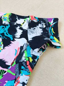 Abstract print crop top