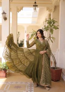 New Standard Beautiful Pakistani Gown Dress Inpote
