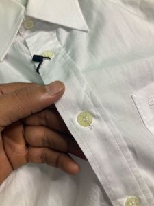 Men&#39;s White Short Sleeve Shirt