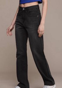 Straight Fit Jeans With Tag