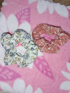 Floral Scrunchie Set