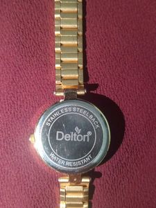 Gold-Tone Ladies&#39; Watch