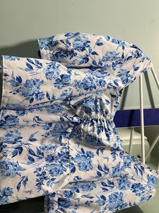 Cute Blue &amp; white Summery Top