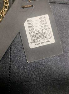 Black Handbag Form Dubai