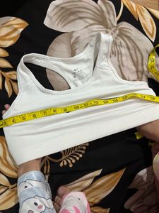 Nike Sports Bra ( Like New) Padded