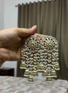 Gorgeous Kundan Jhumka Earrings