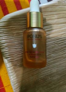 POND'S BRIGHT Beauty 12% Vitamin C+E+A