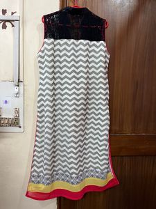 Bombey style sleeveless kurti