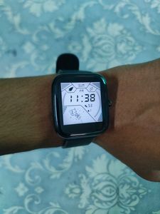 Noise Colour Fit Qube Smart Watch New