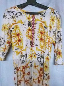 Women Festive Kurti
