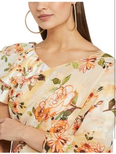 RIVER Floral Print Saree