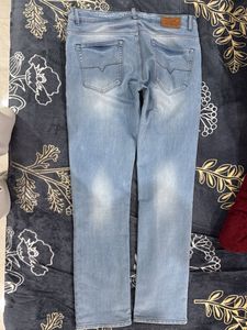 Light Wash Denim Jeans