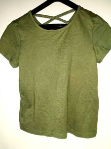 olive colour top for gym or daily wear