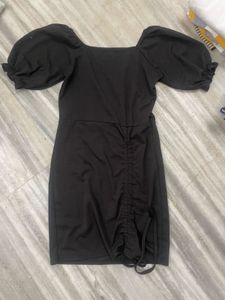 Chic Black Puff Sleeve Dress