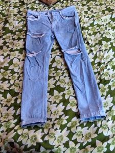 Jeans Selling