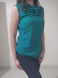Stylish Sleeveless Top