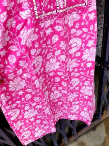 Pink Floral Print Kurti