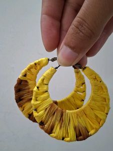 Beaded Handmade Earrings💙