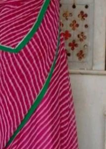 Floral print Leriya pink saree