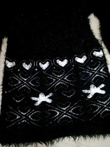woolen sweater top black and white