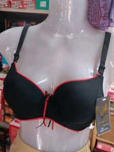 32 C Up Padded Bra