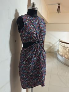 TOKYO TALKIES Floral Cutout Mini Dress 🌺🌼