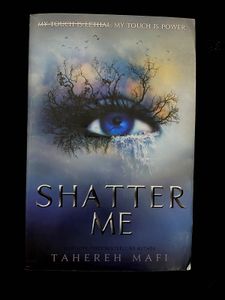 shatter me series