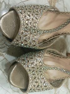 Mochi Heels In Rose Gold Colour