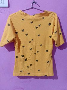 T-shirt for casual use s size Streacheable
