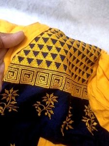 Elegant Yellow &amp; Navy Kurta