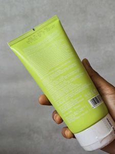 Dot &amp; Key Face Wash